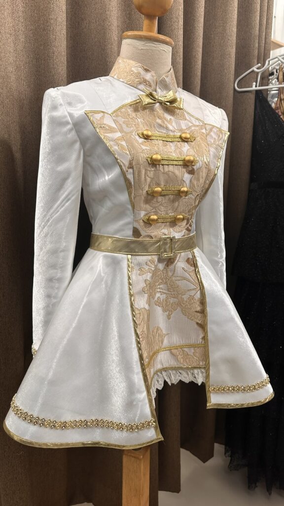 แก้ชุดดรัมเมเยอร์